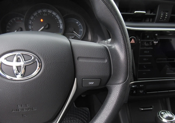 Toyota Auris cena 51893 przebieg: 53700, rok produkcji 2018 z Dąbrowa Tarnowska małe 172